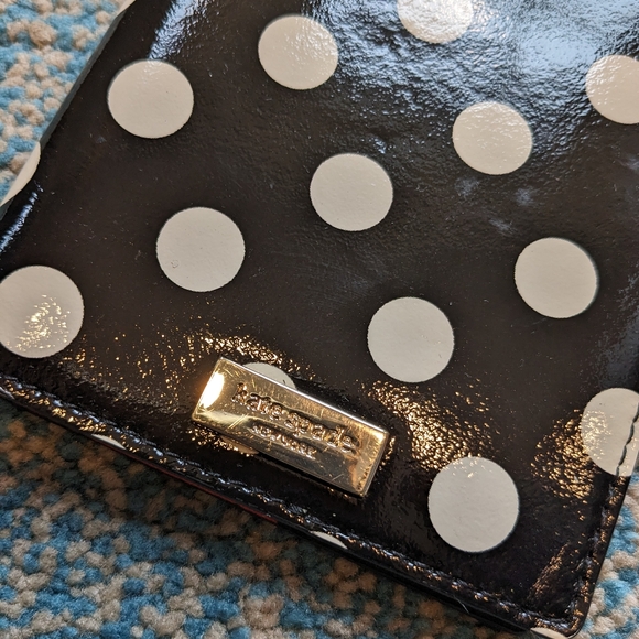 Kate Spade Passport cover - Picture 2 of 6